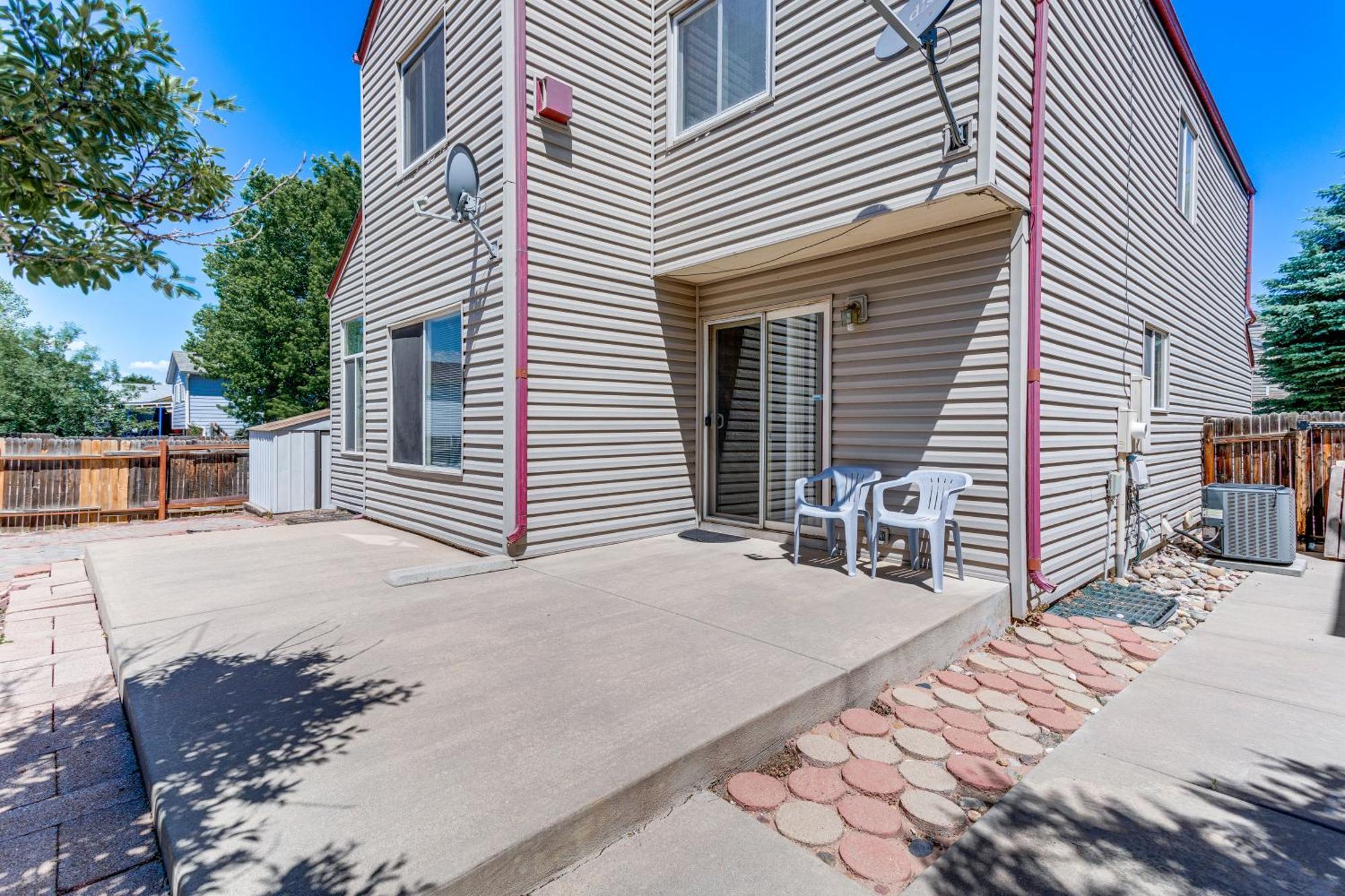 Casa vacanze Convenient With Backyard, Patio